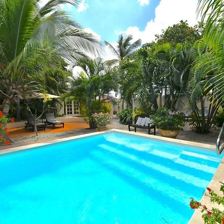 אורנג'סטאד Wonders Boutique Hotel מראה חיצוני תמונה