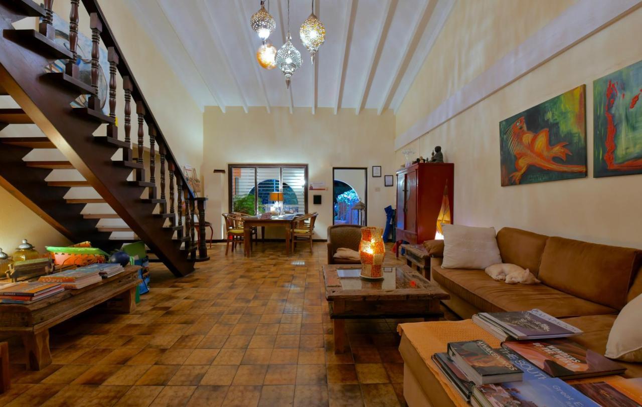 אורנג'סטאד Wonders Boutique Hotel מראה חיצוני תמונה