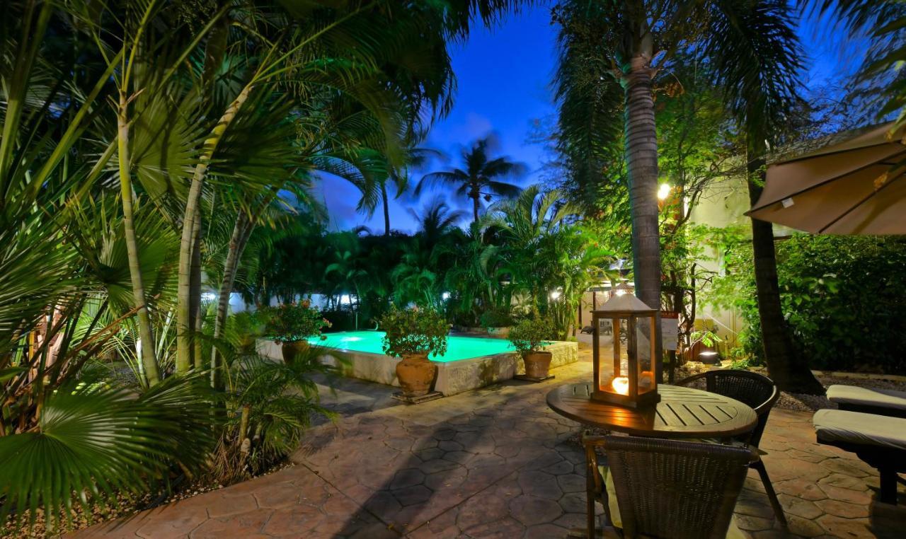 אורנג'סטאד Wonders Boutique Hotel מראה חיצוני תמונה