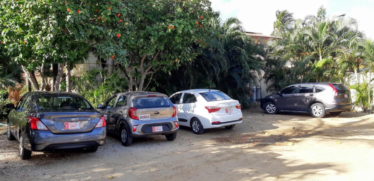 אורנג'סטאד Wonders Boutique Hotel מראה חיצוני תמונה