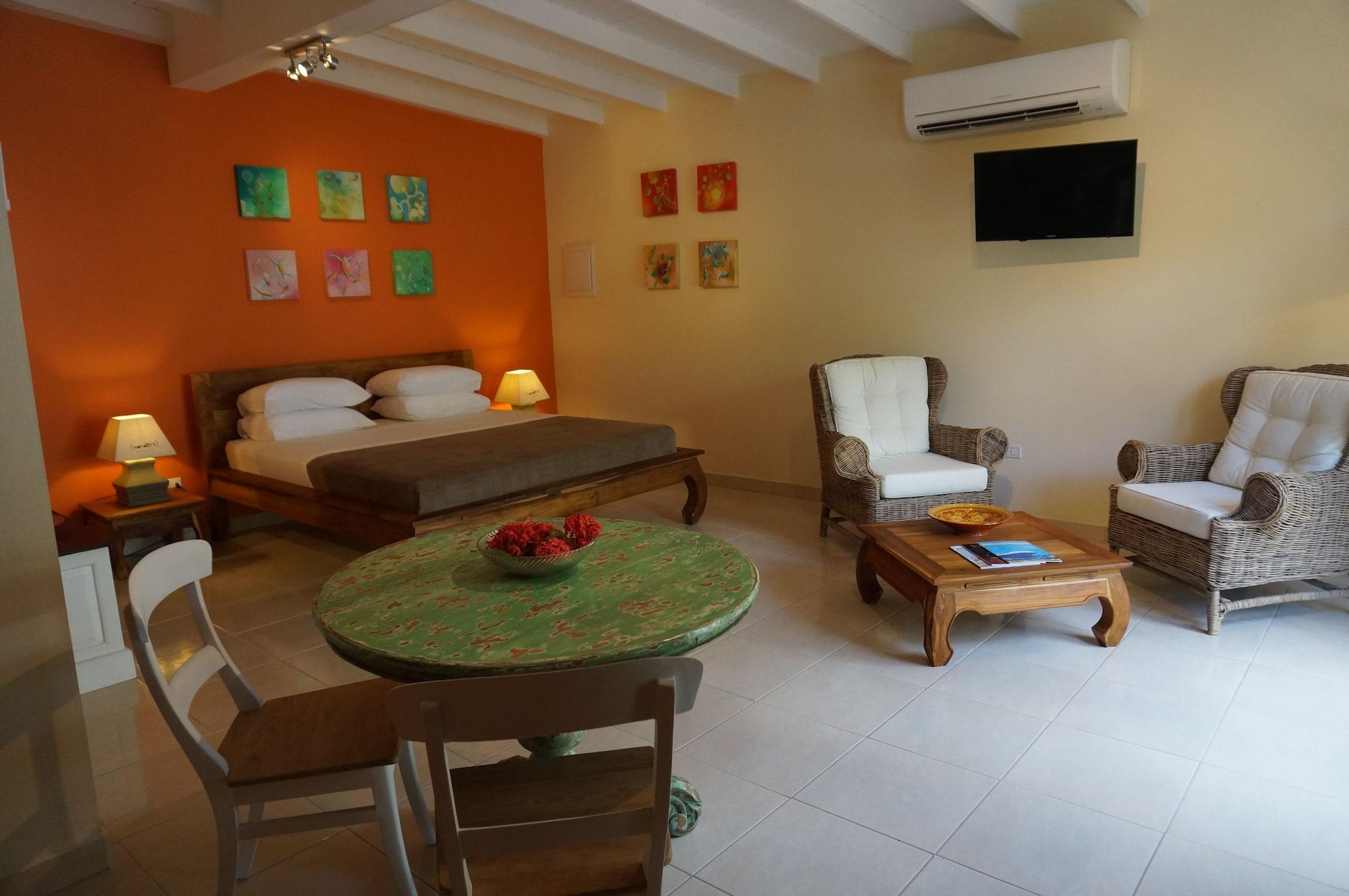 אורנג'סטאד Wonders Boutique Hotel מראה חיצוני תמונה