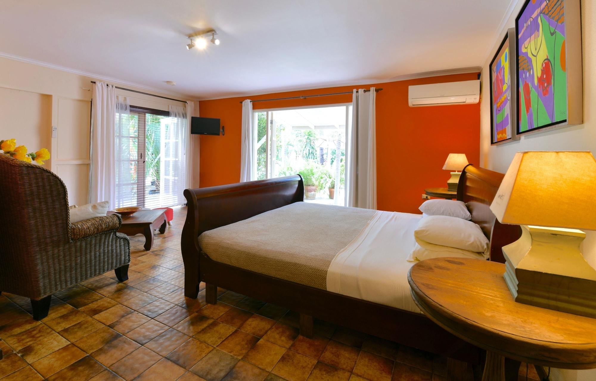 אורנג'סטאד Wonders Boutique Hotel מראה חיצוני תמונה